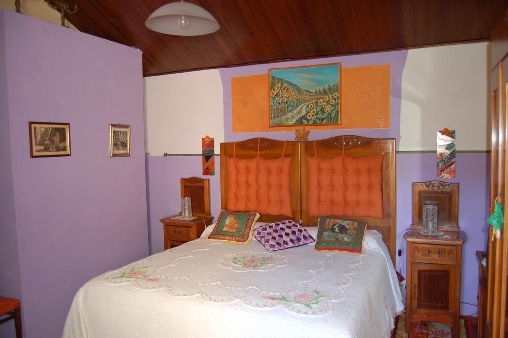 Art B&B La Casa Del Pittore Revine Lago Room photo